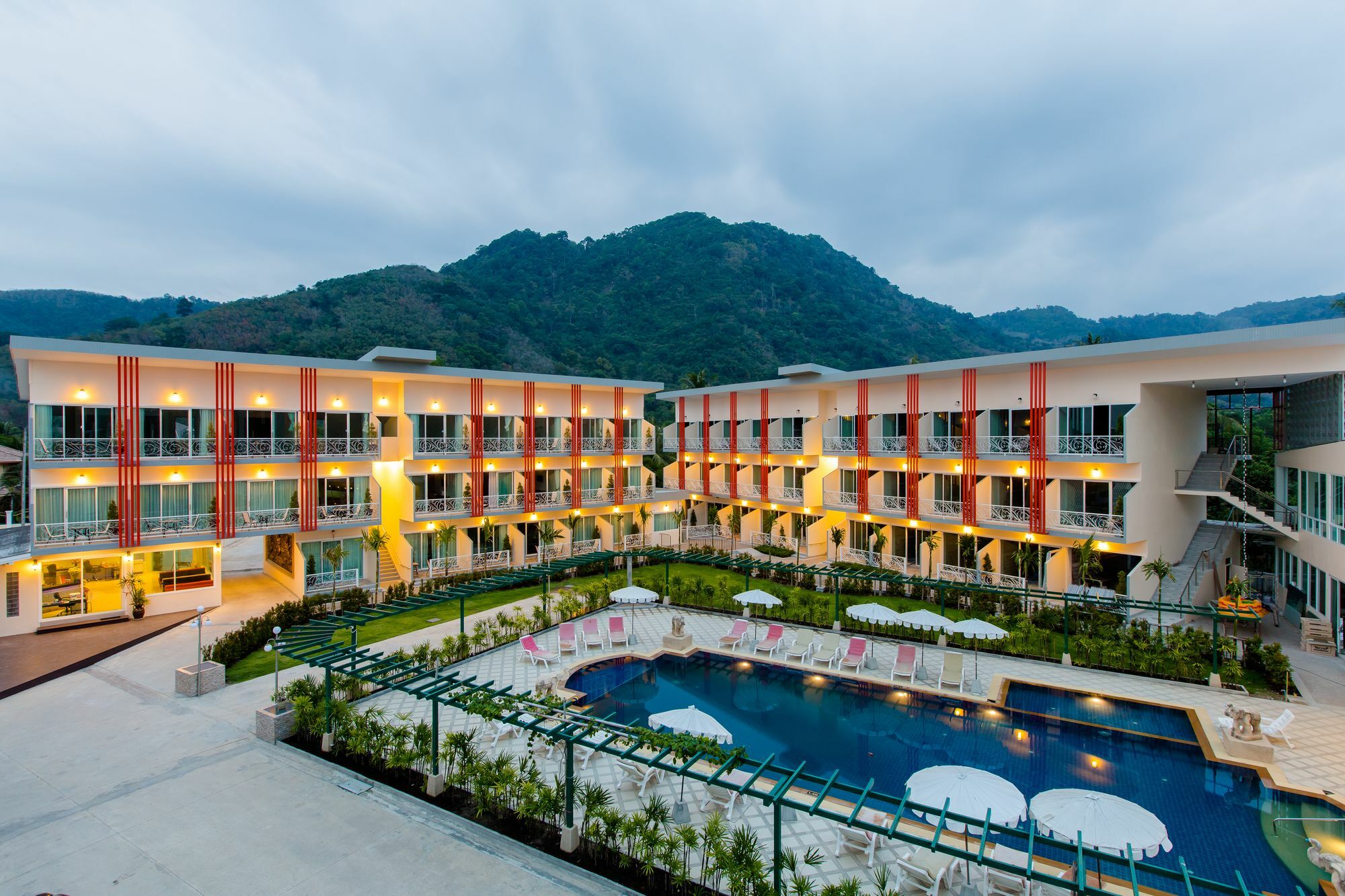 Trend Kamala Resort Praia de Kamala Exterior foto